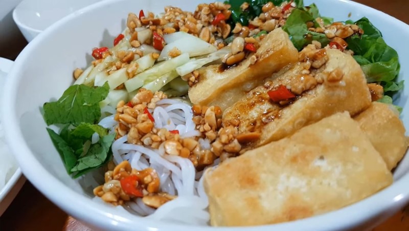 bún đậu nước tương