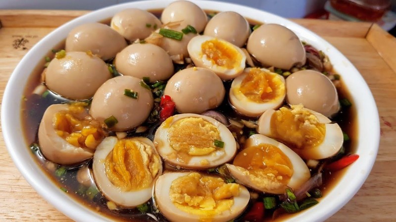 trứng kho nước tương