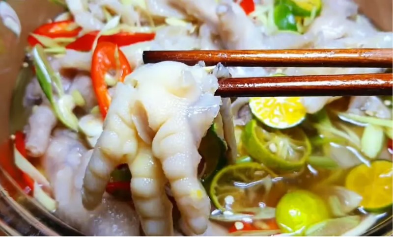 cách làm chân gà sả tắc