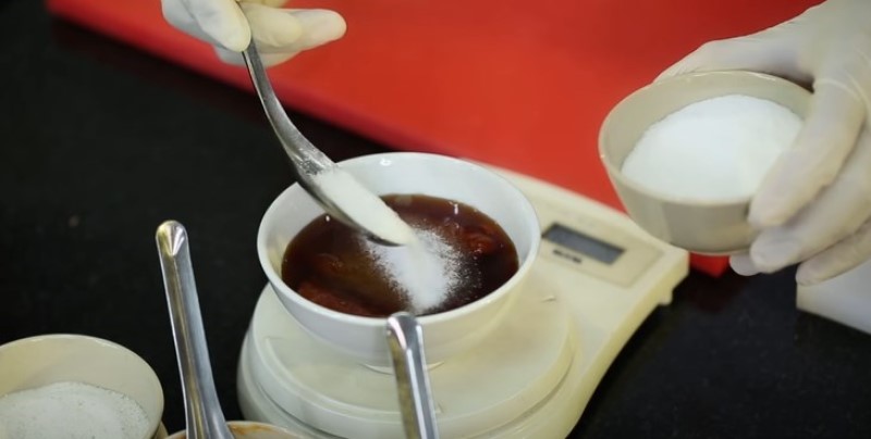 cách làm gà hấp mắm nhĩ