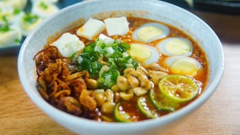 cách làm nước chấm bánh tráng bằng tương ớt