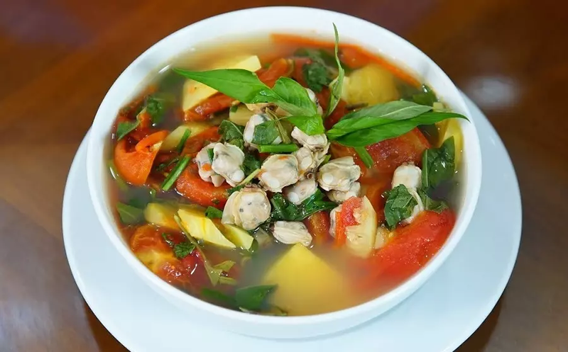 nguyen lieu nau canh chua
