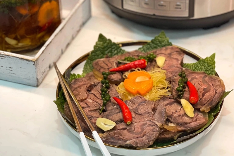 bắp bò ngâm nước tương