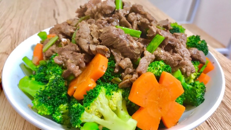 măng tây xào thịt bò