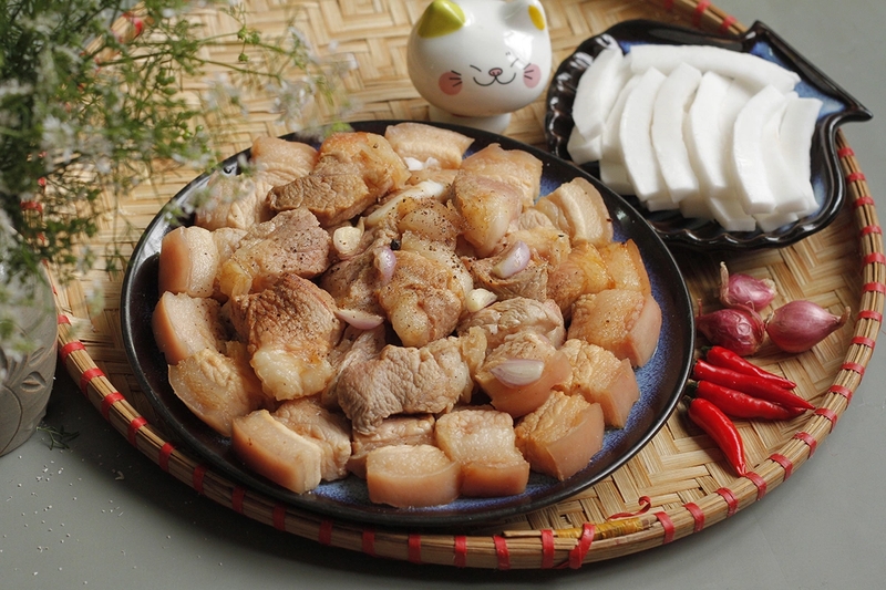 thit kho dừa