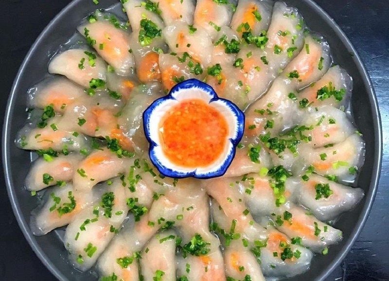 nước mắm kẹo chấm bánh bột lọc