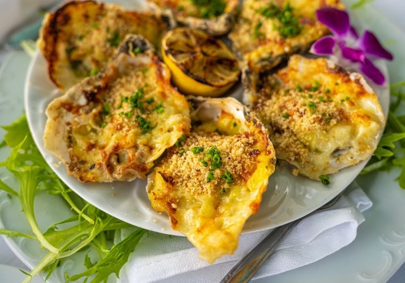 hàu nướng cùng xốt mayonnaise