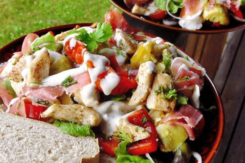 salad ức gà sốt mayonnaise