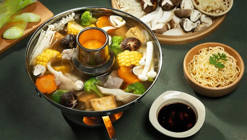 Cách nấu lẩu thái chay nấm