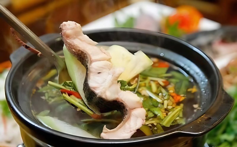 Cách nấu lẩu cá đuối lá giang kích thích vị giác