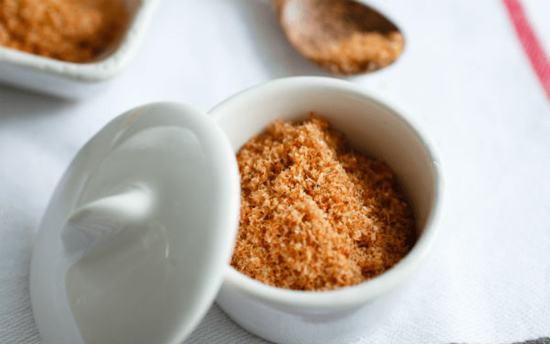 Tự làm hạt nêm từ cá hồi