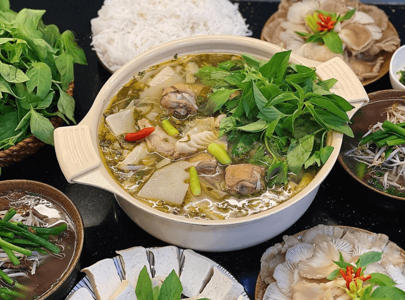 Làm lẩu gà lá é