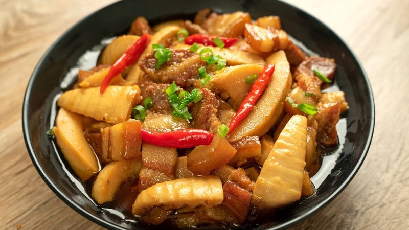 cách làm thịt kho măng