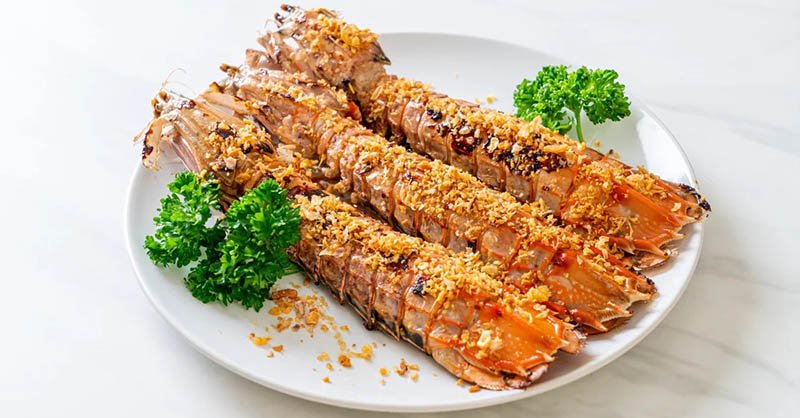 Thưởng thức hương vị biển cả qua từng con tôm tít thịt dai ngọt, xào bơ tỏi thơm lừng, ăn là mê. cách làm tôm tít xào bơ tỏi