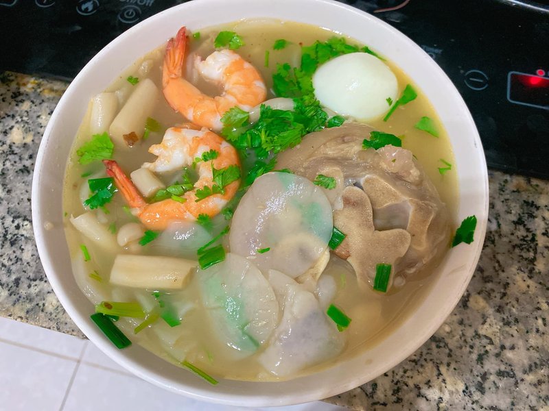 cách nấu bánh canh xương heo thơm ngon