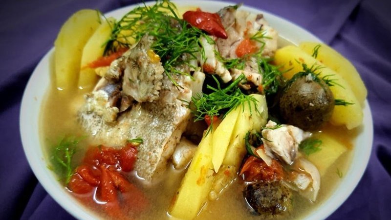 cá nấu dưa chua miền bắc