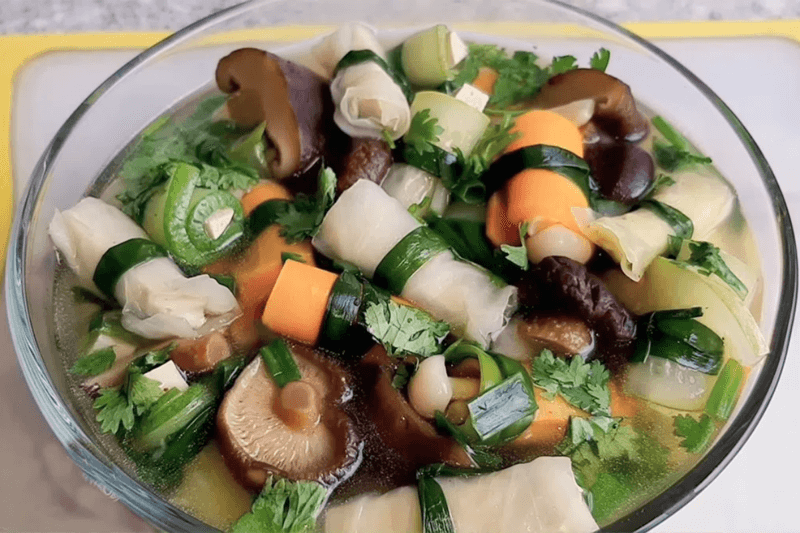 Canh rau củ quả thập cẩm