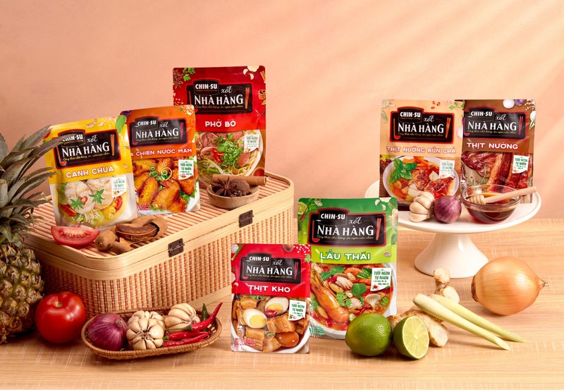 Các loại quả nấu canh chua kết hợp với gói gia vị CHIN-SU Xốt Nhà Hàng Canh Chua sẽ tạo nên bát canh tuyệt phẩm