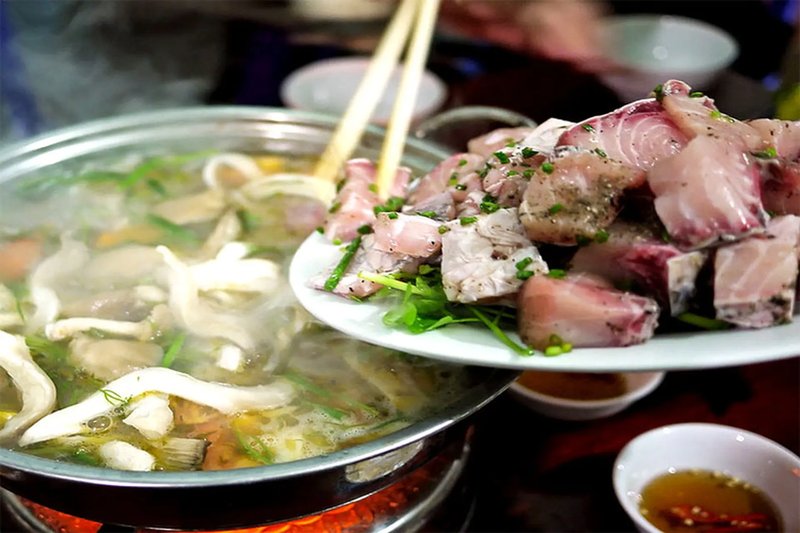 Lẩu cá trắm
