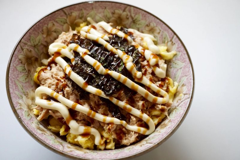 com trộn rong biển mayonnaise