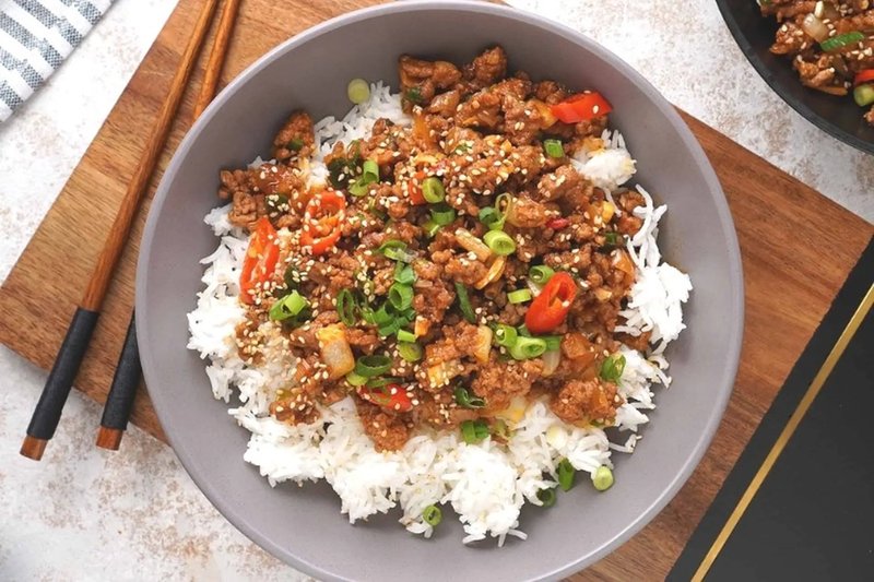 Thịt bò băm xào nước tương