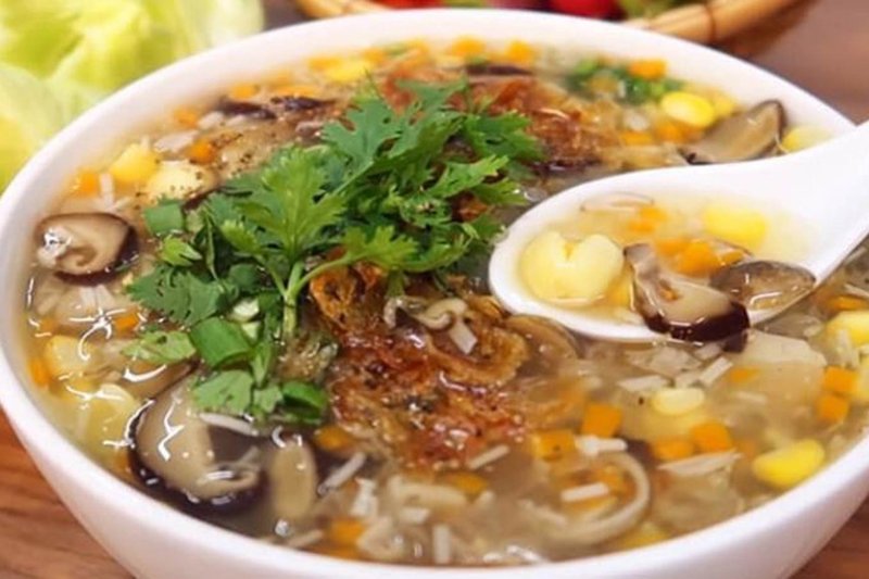súp gà ngô nấm hương