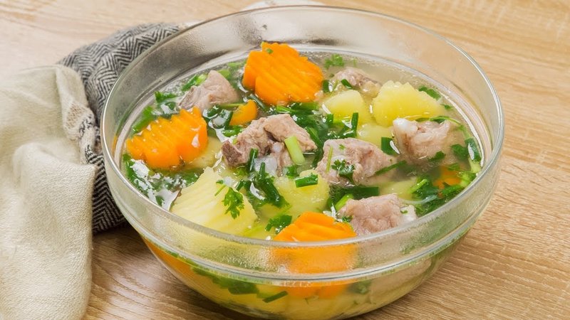 sườn hầm rau củ với nấm hương