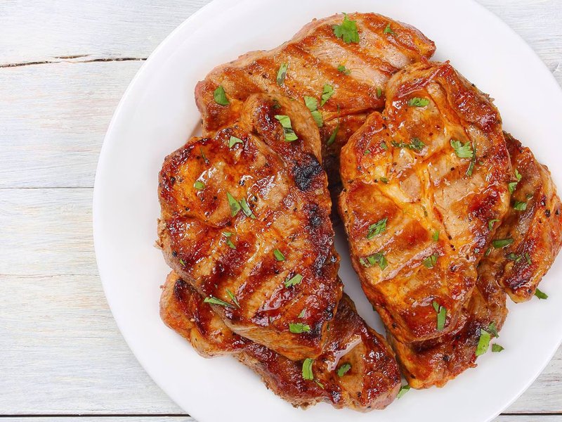 sườn cốt lết rim với Xốt gia vị thịt kho CHIN-SU