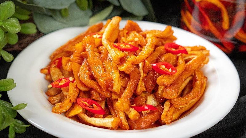 Củ cải khô ngâm nước mắm