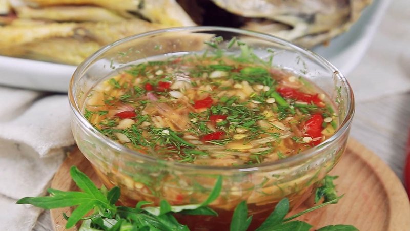 nước chấm từ ớt tỏi thì là