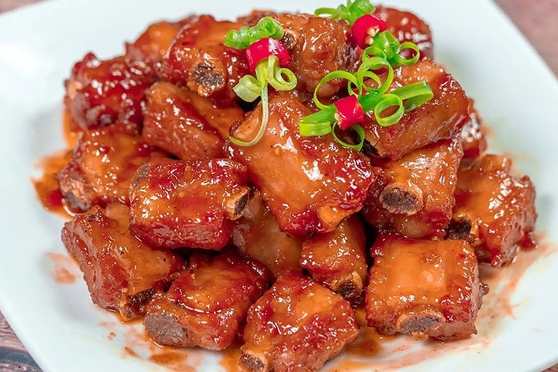 Sườn chiên nước mắm