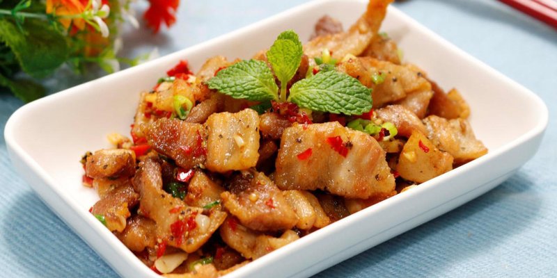 tóp mỡ chiên mắm chua ngọt